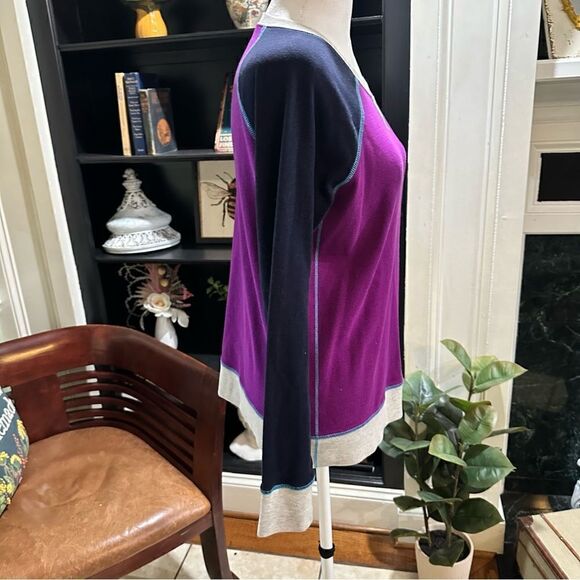 Eddie Bauer Purple Color Block Light Weight Sweater Size Small - Picture 3 of 12